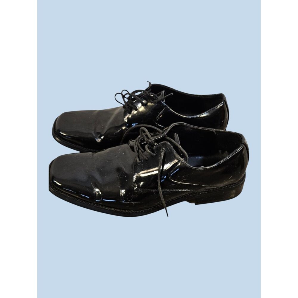 Men's Patent Leather Oxfords by Stafford. Size 8.5 Med. -- ITEM #3079 - Picture 2 of 7